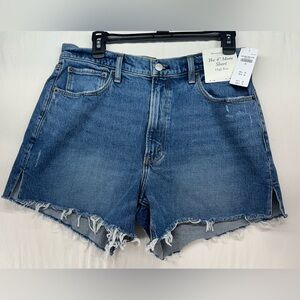 Abercrombie & Fitch High-Rise Mom Short Medium Wash Womens Size 30 / 10 New